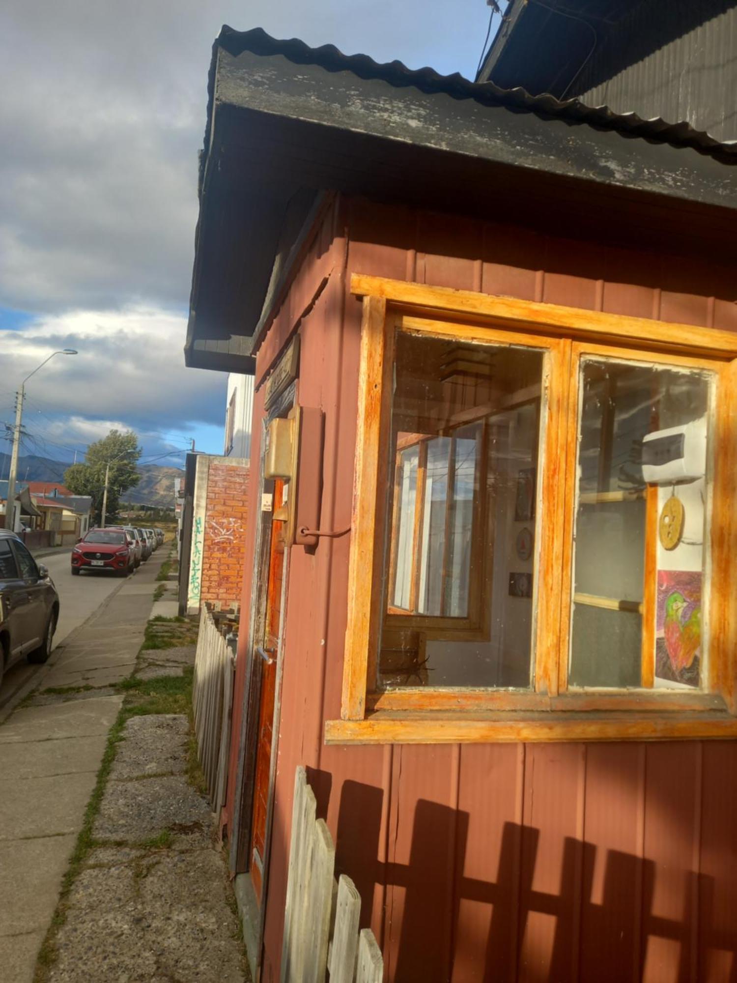 Hotel Isaac House Puerto Natales Zewnętrze zdjęcie